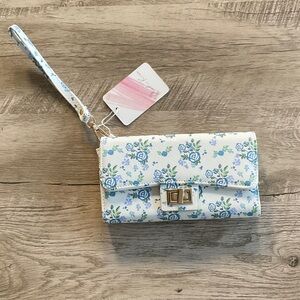 Floral Blue and White Women's Clutch